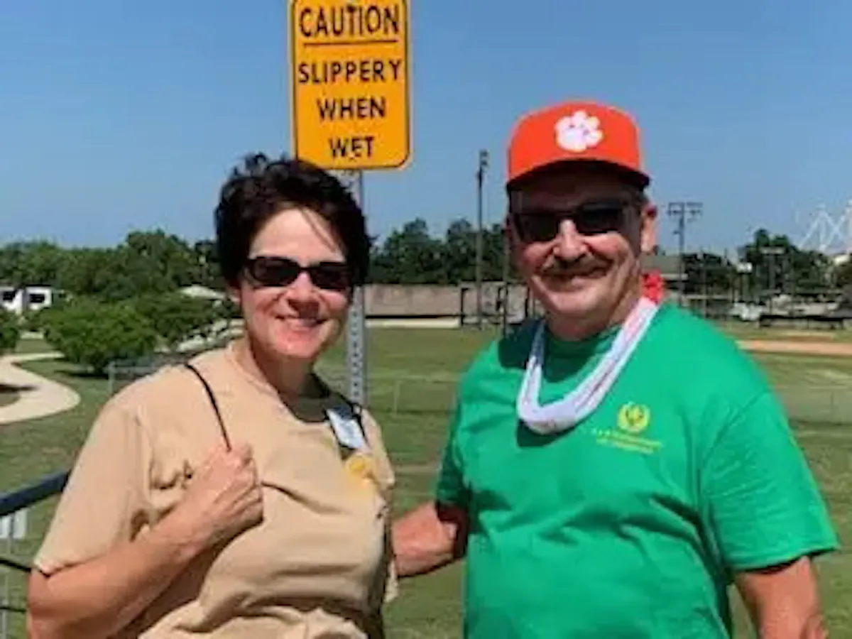 05 heb clint and lady