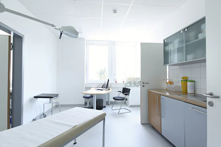 Clean commercial facility